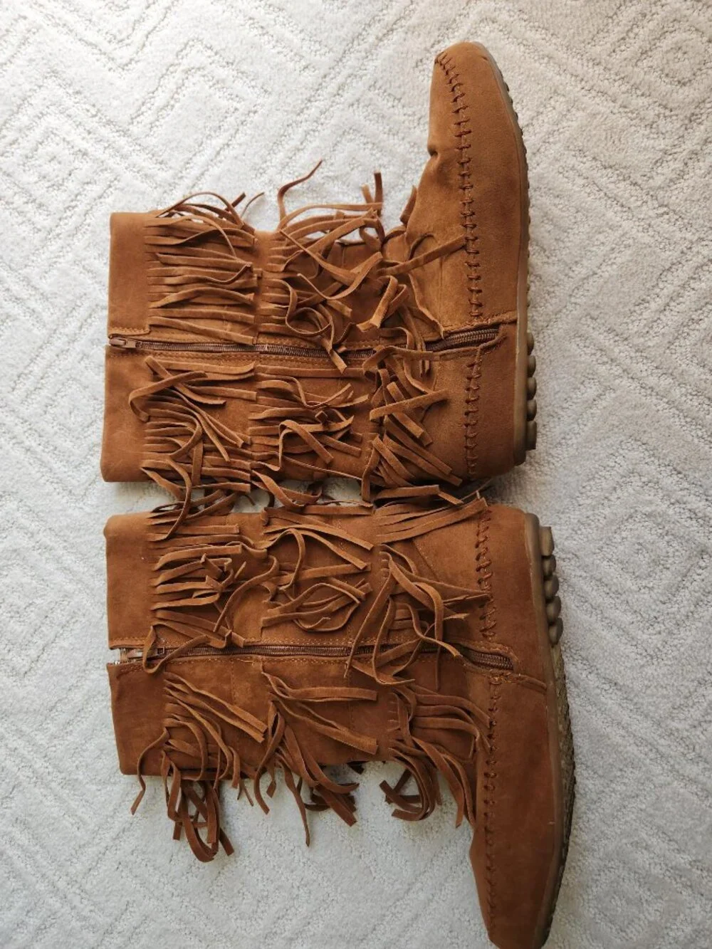 Fringe zip-on boots